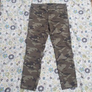 Banana Republic Sloan Camo Skinny Chinos, Size 10